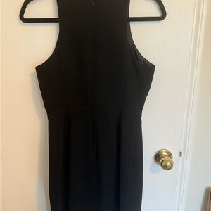 Elegant Black Sleeveless Dress